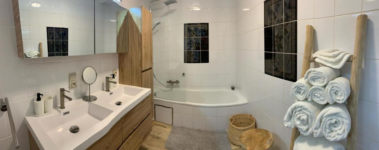 Top Appartement Met Garage "Au Franelle" Oostende Eksteriør billede